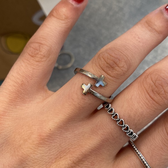 double cross ring - Picture 3 of 3